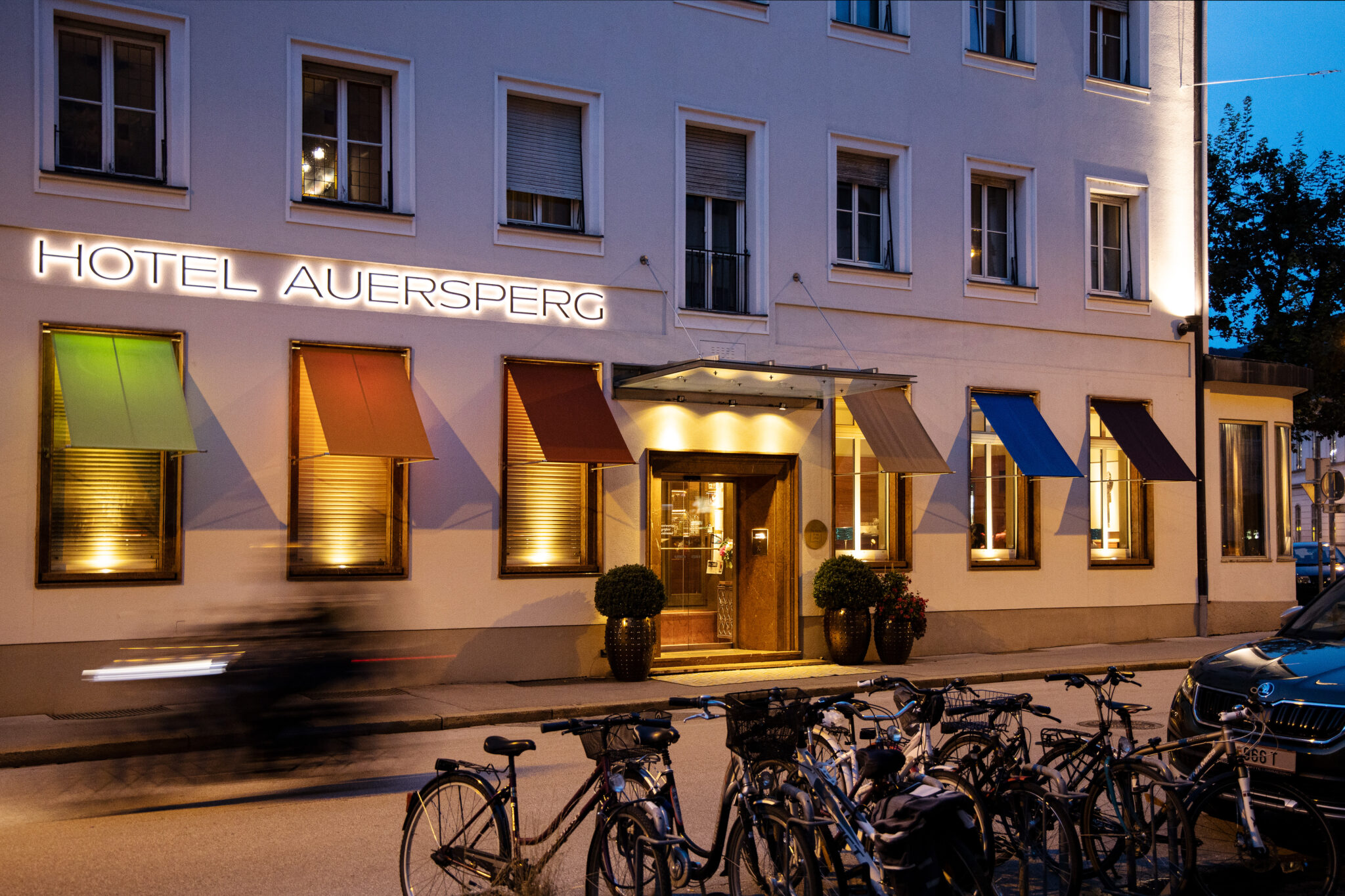 A Restaurant | Bar & Lounge im Auersperg